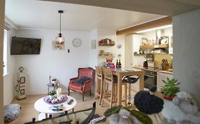 Romantic Klaksvik Apartment